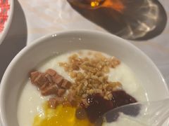 杏酱酸奶粽子-天山醉美辣子鸡(文艺路店)