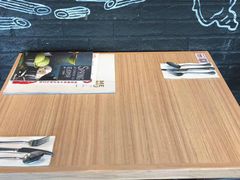-必胜客(WOW中心城店)