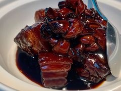百叶结红烧肉-屋里厢上海菜馆