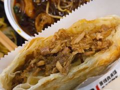 -荀记肉夹馍(三八家乐福店)