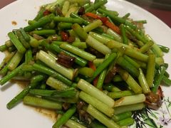 -金渔村海鲜烧烤大排档