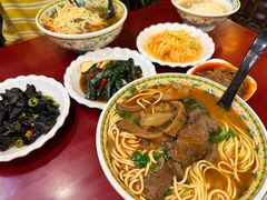 -金杨拉面王小吃面馆·牛三宝面·红烧牛肉粉