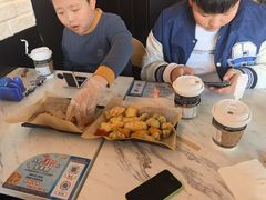 -达美乐比萨(南京路店)