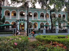 -星巴克臻选(广州沙面店)