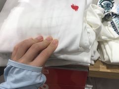 -优衣库(南宁江南万达店)