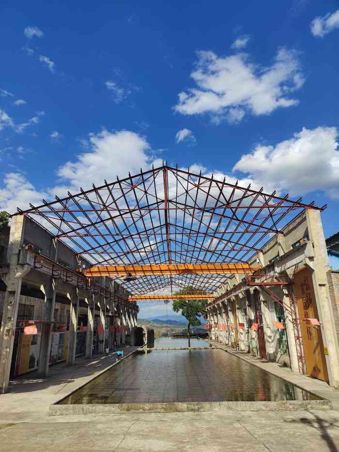 816小镇-"上次来816都是10年前了吧,以前的兵工."-大众点评移动版