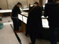 -Tiffany & Co.蒂芙尼
(杭州大厦店)