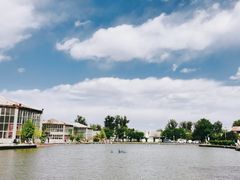 -红栌温泉山庄生态美食餐厅