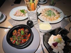 -穹六人间 people 6(岳阳路店)