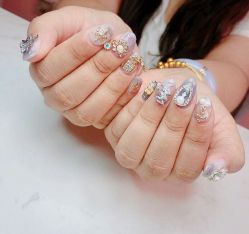 -Pink You美甲洗眉纹绣定制中心