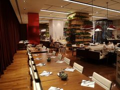 -嘉年华大酒店琴湾-自助餐厅