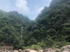 -安吉龙王山峡谷漂流