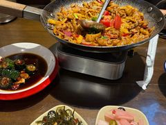 -富正毅三下锅·湘西韵味(天门山索道店)