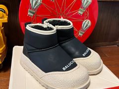 -爱革·奢品·鞋包·衣物·家居(博荟广场店)