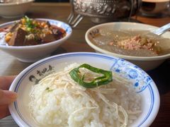 -肖四女乐山跷脚牛肉(南汇大学城生活广场店)