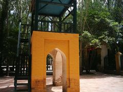 -艾提尕尔清真寺