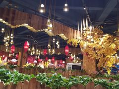 -老滇山寨•云南特色菜•地方菜•民族风情歌舞表演(金碧店)