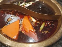 -小天鹅火锅·一线江景洪鼎旗舰店(洪崖洞店)