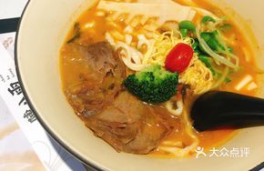 Imperial Double Delight Beef Noodles