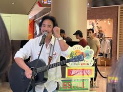 -香港ELEMENTS圆方