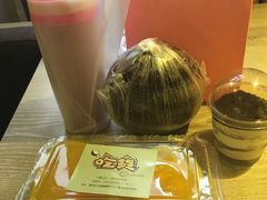 -志龙皇冠吃货椰子铺