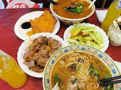 红烧牛三宝面-金杨拉面王小吃面馆·牛三宝面·红烧牛肉粉