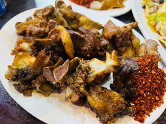 -老鼎万春卤菜(五代传承创始老店)