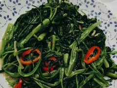 -围龙屋客家食府(福田店)