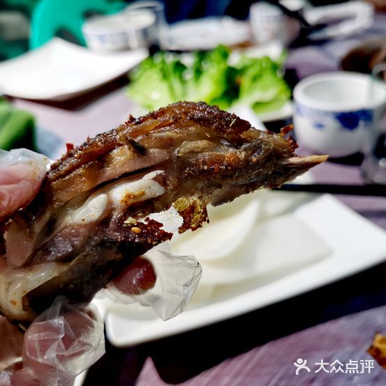 新疆烤羊排羊腿