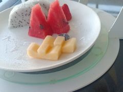 -亚龙湾喜来登·美景台大堂吧