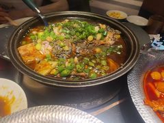 -辣尚瘾·烤鱼·新川菜(交大直营店)