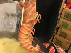 -鲜入围煮花胶鸡海鲜火锅