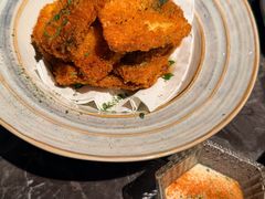 -LESCEDARS Brasserie Bistro香柏树