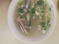 羊杂汤-一头牛馅饼店总店(卫工街店)