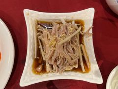 蒜泥白菜拌肚丝-老吉士酒家(天平路店)