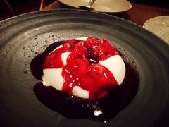 香草大麦温热树莓汁-BOR Eatery(安福路店)