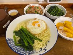 -雪梅月子中心(华侨城店)