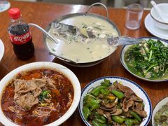 -胡子饮食店