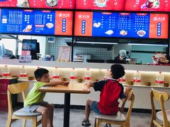 -万方圆拌粉瓦罐汤(九江湖滨店)