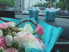 -Tiffany & Co.蒂芙尼
(杭州大厦店)