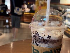 -星巴克(上海长宁来福士1F店)