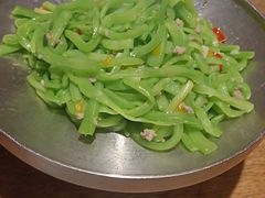-聚鑫朋酸菜肥肠(文艺路口店)