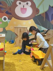 -MINI MARS 脚下的城市乐园·餐饮·派对(静安江宁店)