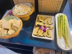 -鲜念蒸汽石锅鱼(红山6979店)