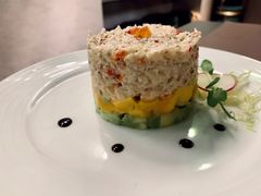 芒果蟹肉牛油果塔-Oasis Bar & Grill