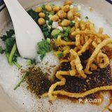 除了小面，还有油茶