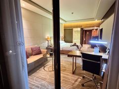 -昆明中心皇冠假日酒店