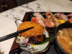 -家贺屋刺身寿司专门店