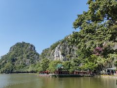 -星湖旅游景区七星岩