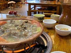 -阿婆情腊排骨火锅(金虹路店)